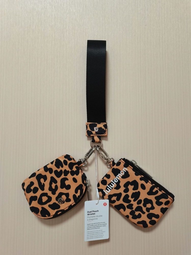 Alwin China RTS Lulu Lemon wallets Keychain Mxied Color Air Shipping