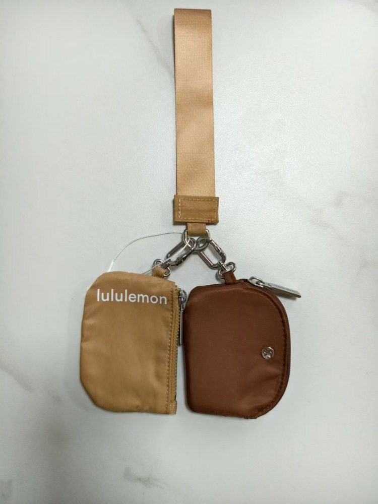 Alwin China RTS Lulu Lemon wallets Keychain Mxied Color Air Shipping