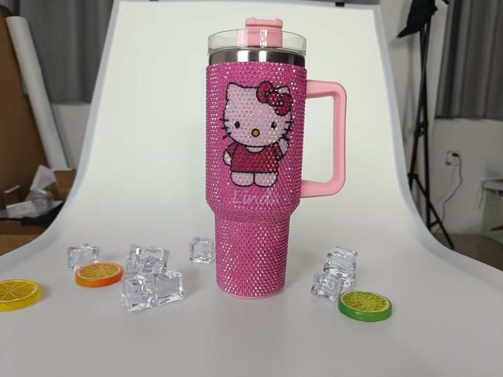Alwin China RTS Rhinestone Encrusted Sparkling Bling Diamond Baseball 40oz Travel Mug with Handle Best Sell
