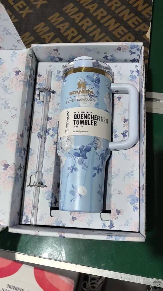 Alwin China RTS 40oz Flower Love Shack Stanley 304 stainless steel tumbler With gift box and straw topper