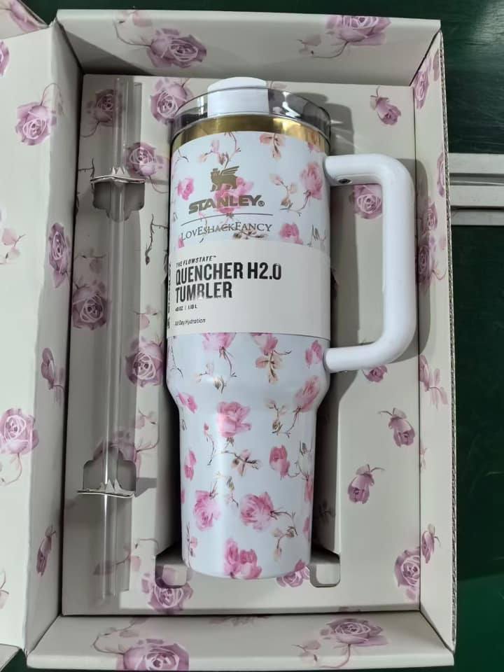 Alwin China RTS 40oz Flower Love Shack Stanley 304 stainless steel tumbler With gift box and straw topper