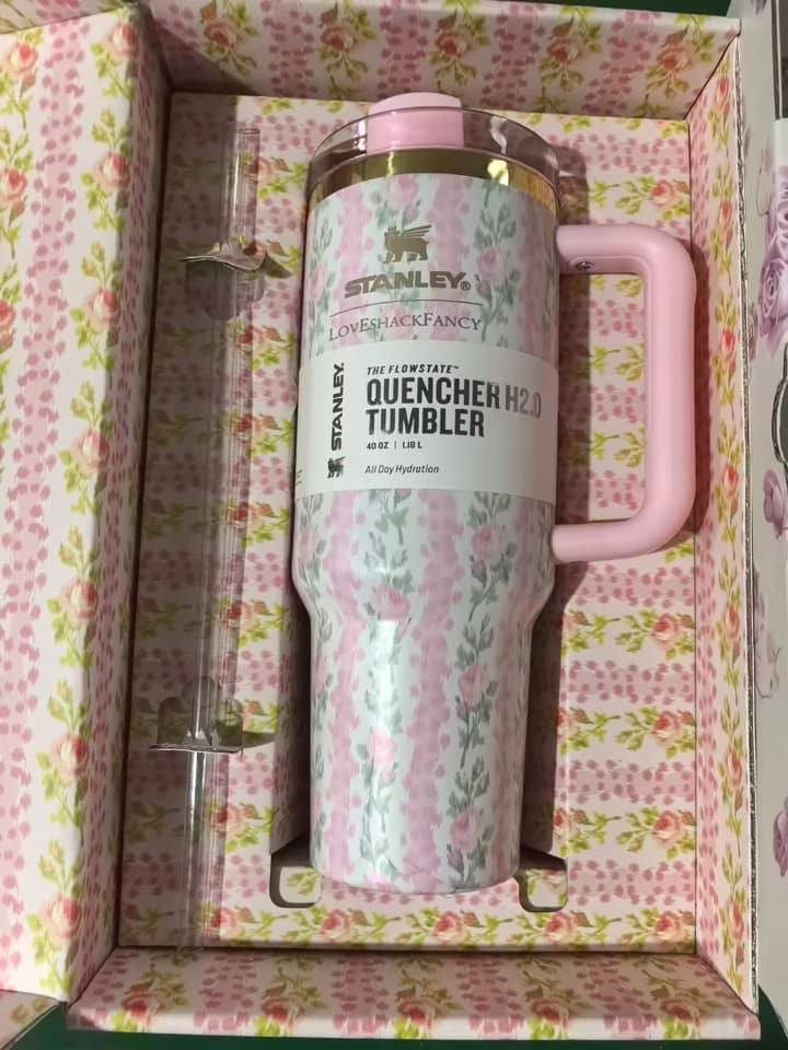 Alwin China RTS 40oz Flower Love Shack Stanley 304 stainless steel tumbler With gift box and straw topper