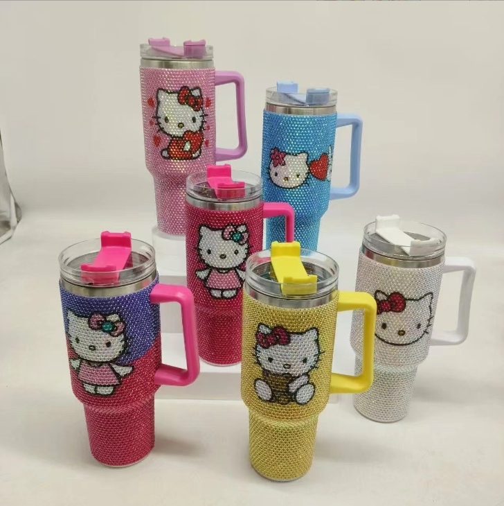 Alwin China RTS 40oz Bling Rhinestone tumbler Horro/Christimas/Grinch/Hello kitty/Stitch/Sanrio theme  Diamond Baseball 40oz Travel Mug with Handle Best Sell