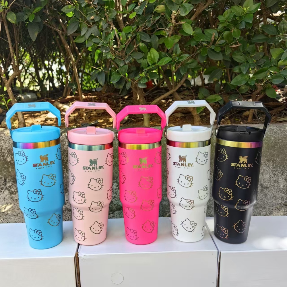 Alwin China RTS Hot Sale 20oz 30oz Hello Kitty Stitch Stanley Stainless Steel Mug With Poetable Handle Best Seller