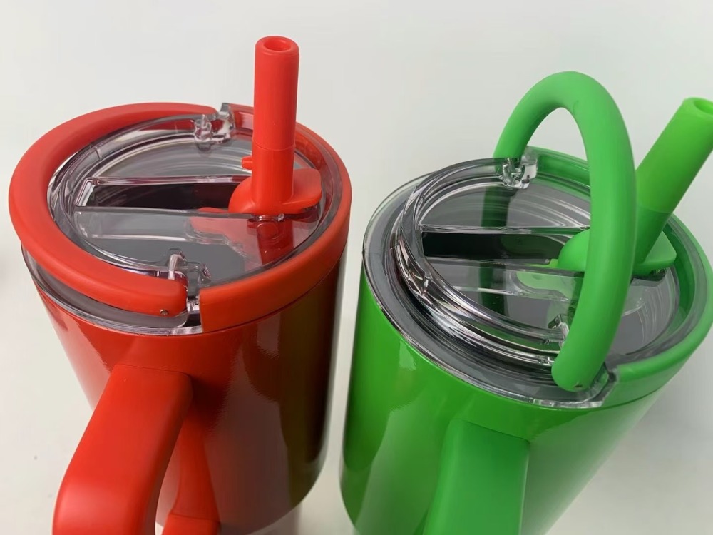 Alwin USA RTS 40oz Christmas Green Red Laser Engrave Powder Coated Stainless Steel Cup with Handle and Portable Lids