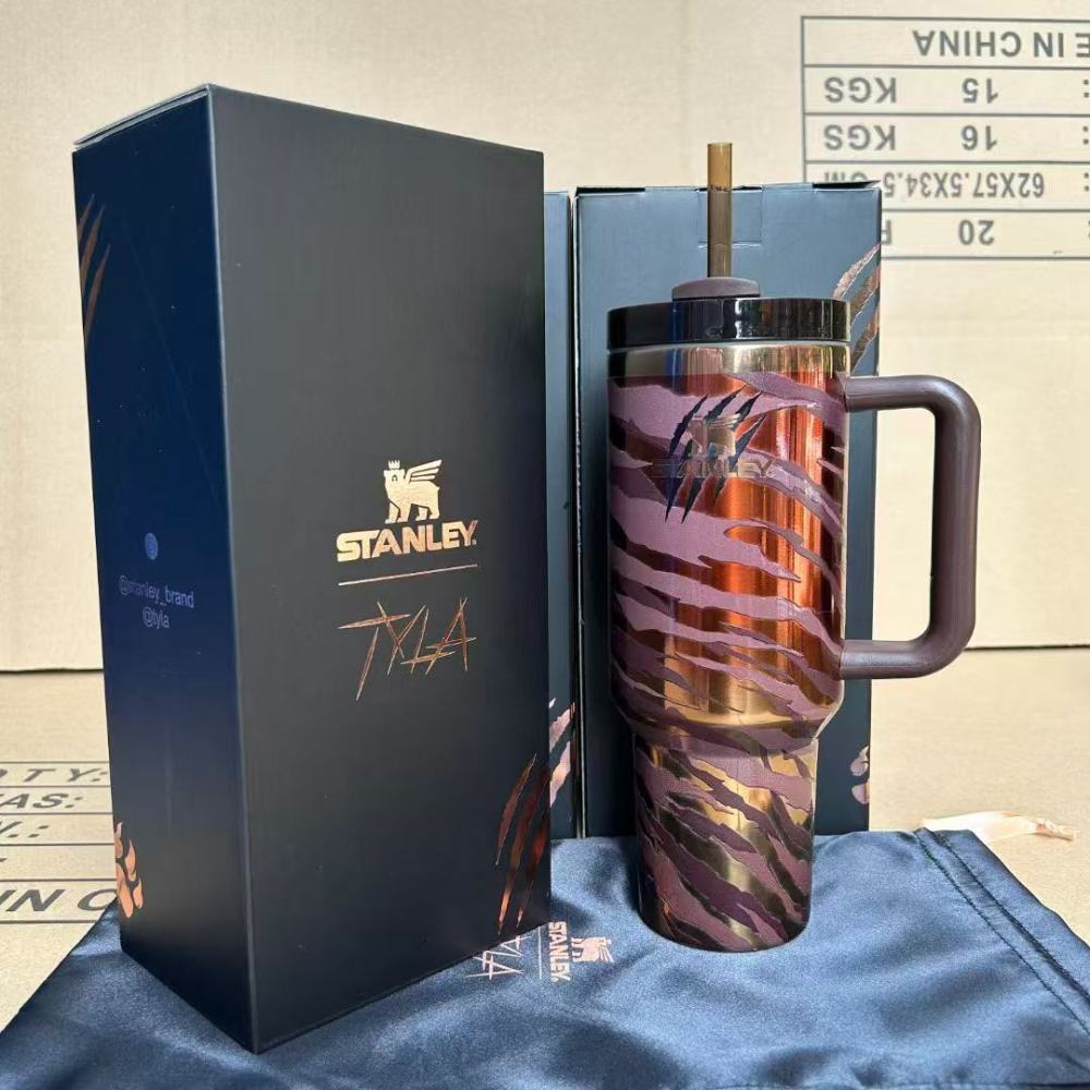 Alwin China RTS New 40oz Stanley Tiger Print Hot Sale with Logo