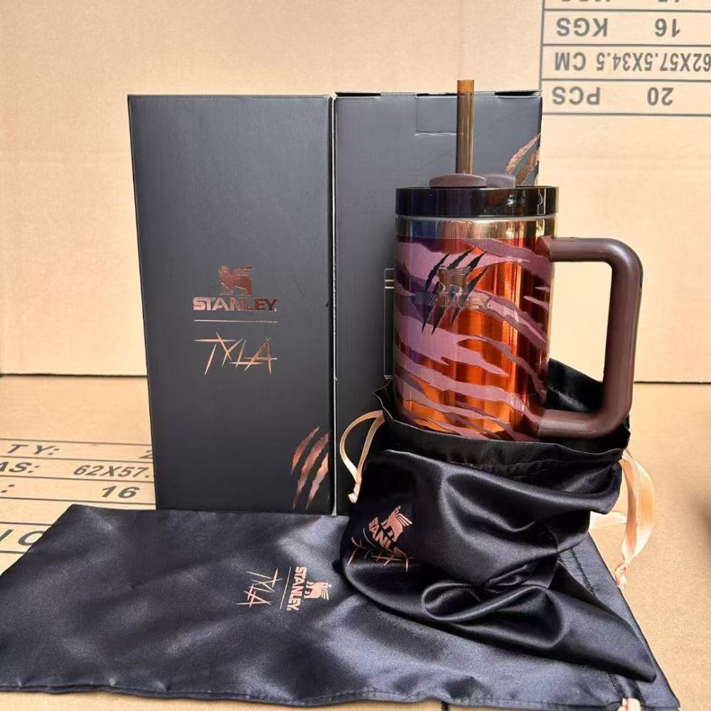Alwin China RTS New 40oz Stanley Tiger Print Hot Sale with Logo