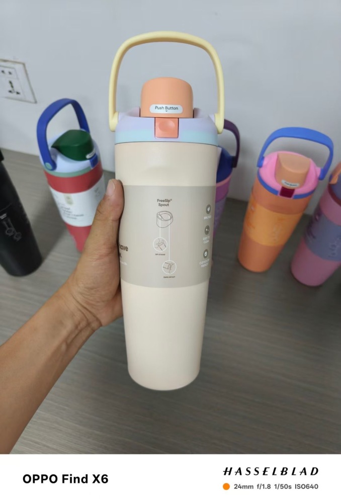 Alwin China RTS New 30oz 40oz Owala FreeSip Bottle Portable Lids Mixed Color Hot Sale