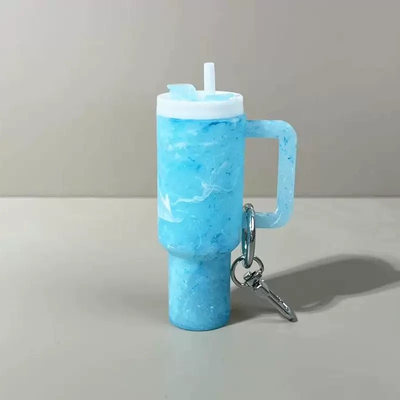 Alwin China RTS New style mini Stanley tumbler keychain Mixed colors Hot Sale Air Shipping
