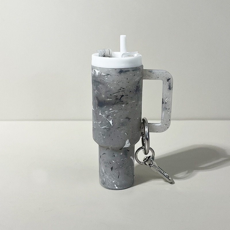 Alwin China RTS New style mini Stanley tumbler keychain Mixed colors Hot Sale Air Shipping