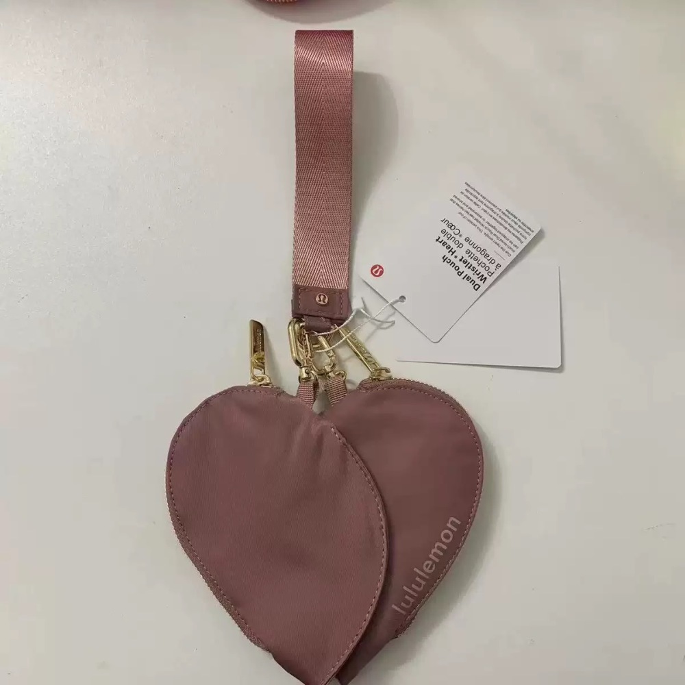 Alwin China RTS New LuLu Lemon Heart Wrist Bag Hot Sale