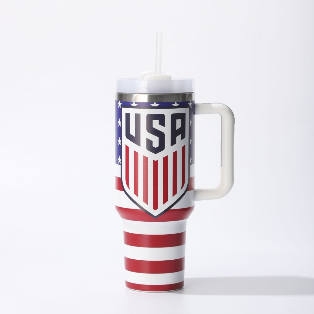 Alwin China RTS World Cup 2026 Edition 40oz Insulated Double TumblerW/Handle & Straw Premium Stainless Steel Hot sale Stanley Soccer