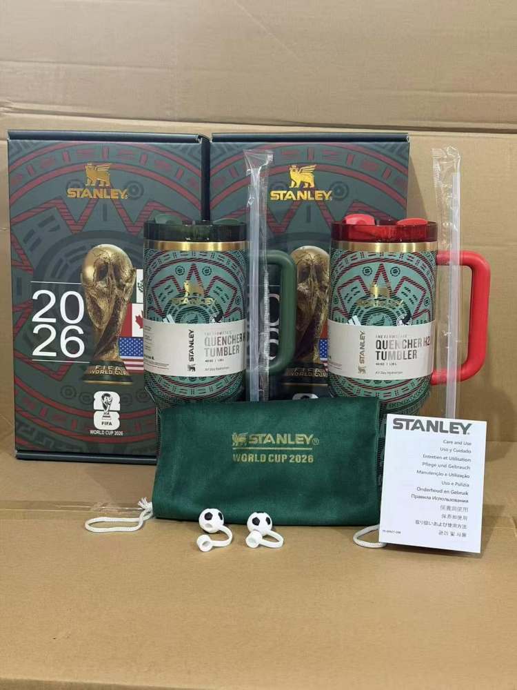 Alwin China RTS World Cup 2026 Edition 40oz Insulated Double TumblerW/Handle & Straw Premium Stainless Steel Hot sale Stanley Soccer
