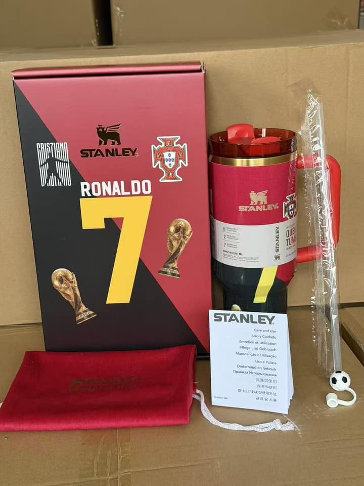 Alwin China RTS World Cup 2026 Edition 40oz Insulated Double TumblerW/Handle & Straw Premium Stainless Steel Hot sale Stanley Soccer