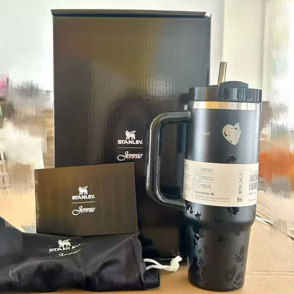 Alwin China RTS 40oz New Stanley with Gift Box Stitch Hellokitty Jennie Dragon Ball Hot Sale