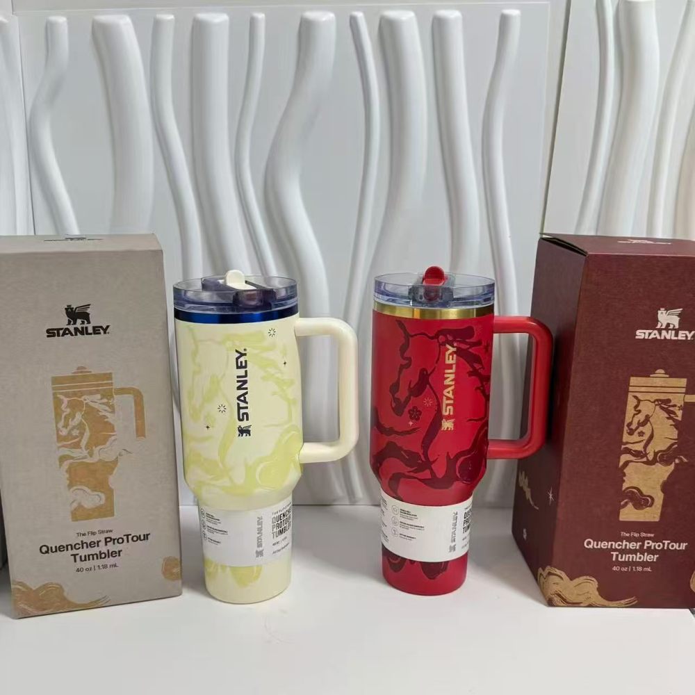 Alwin China RTS 40oz New Stanley with Gift Box Stitch Hellokitty Jennie Dragon Ball Hot Sale