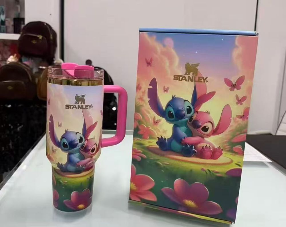 Alwin China RTS 40oz New Stanley with Gift Box Stitch Hellokitty Jennie Dragon Ball Hot Sale