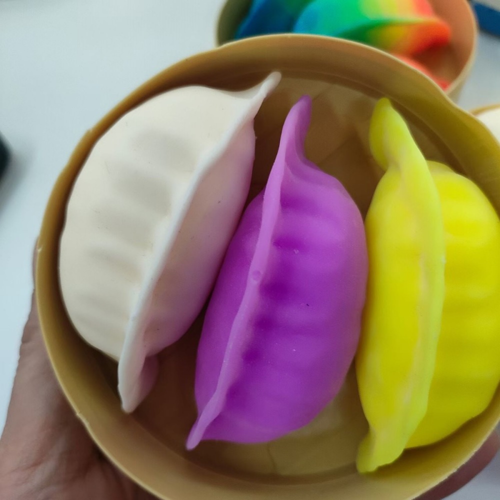 Alwin China RTS New Dumpling Squishy Toys 3pcs per Box Mixed Color Hot Sale