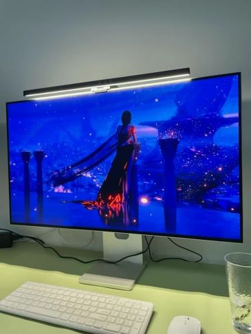 24吋超高清可旋轉電腦顯示器