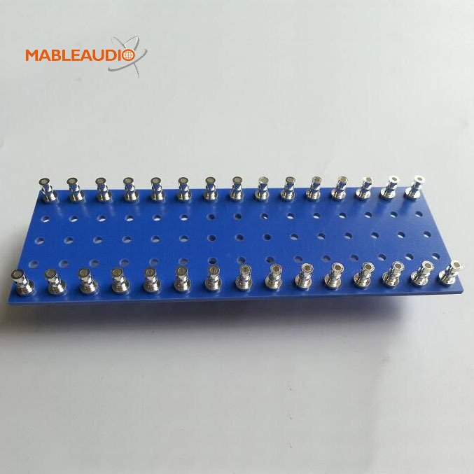 MABR0028/MABR0031 143x47x2 blue w/silver round turrets