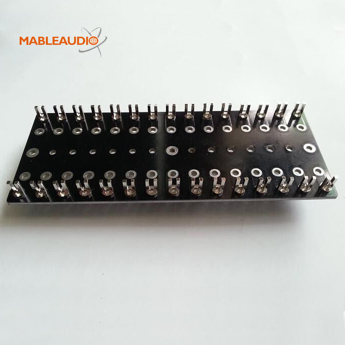 MABR0038 Black board with U turrets