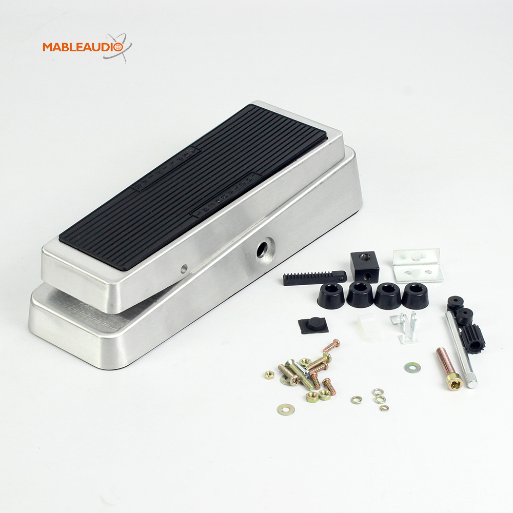 MAGQ0026 Pedal Alu enclosure