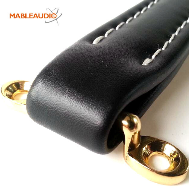 MAHD0034G Black handle w/gold hardware