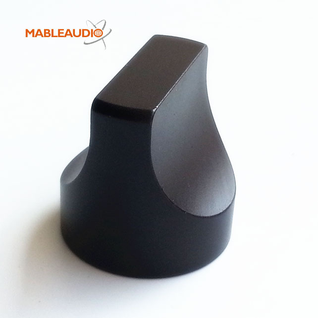 MAKP0429 25X25 Aluminum knob