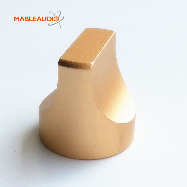 MAKP0429 25X25 Aluminum knob