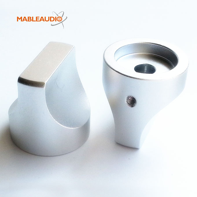 MAKP0429 25X25 Aluminum knob