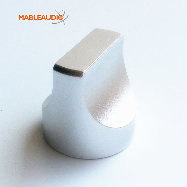 MAKP0429 25X25 Aluminum knob