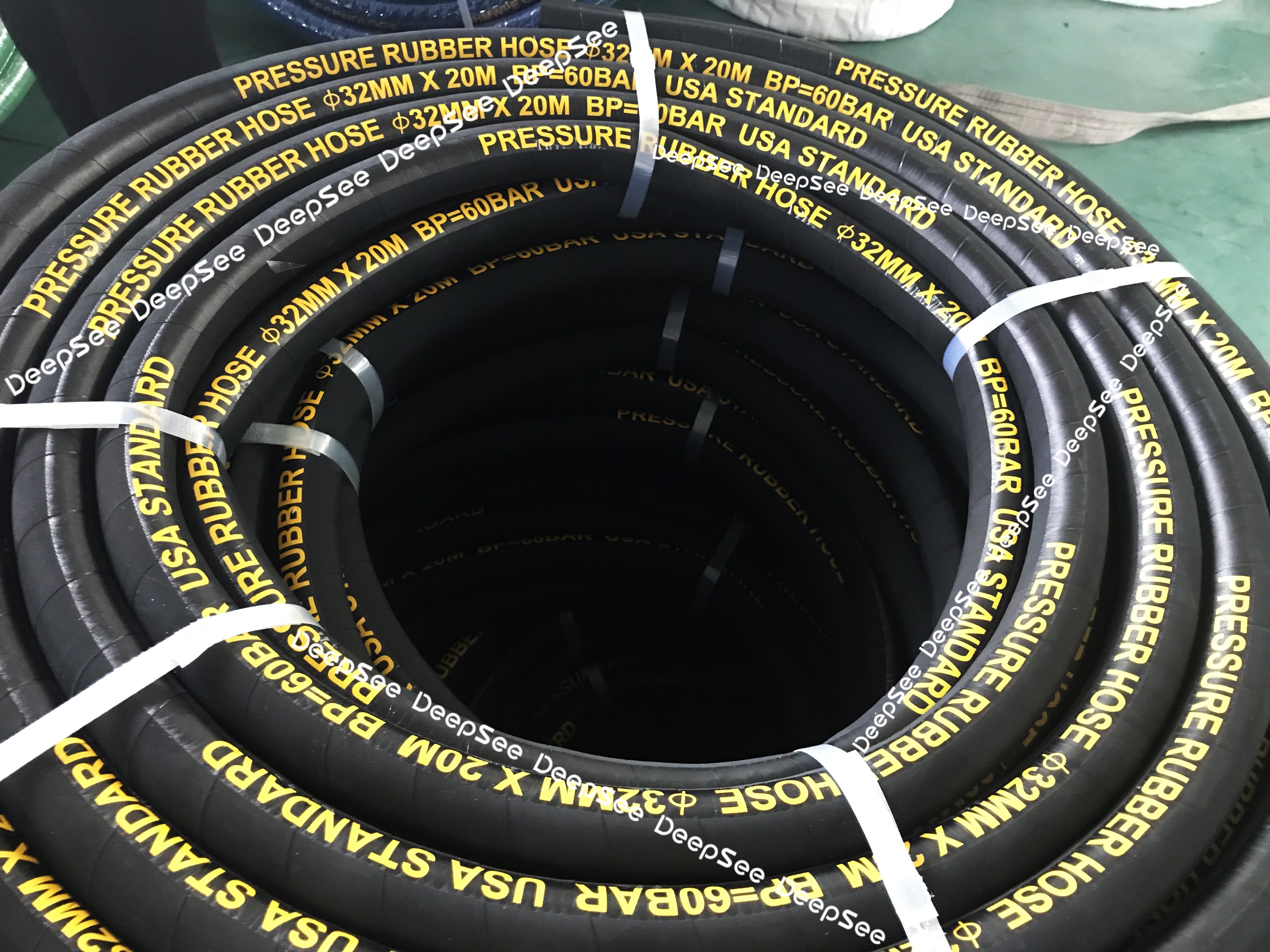 Material handling hose - DeepSee abrasion resistant hose