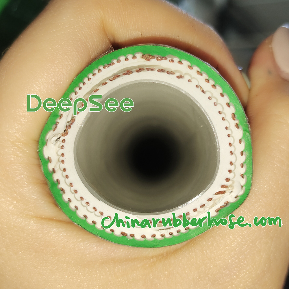 Antistatic chemical suction & discharge hose cross section - DeepSee Rubber Hose