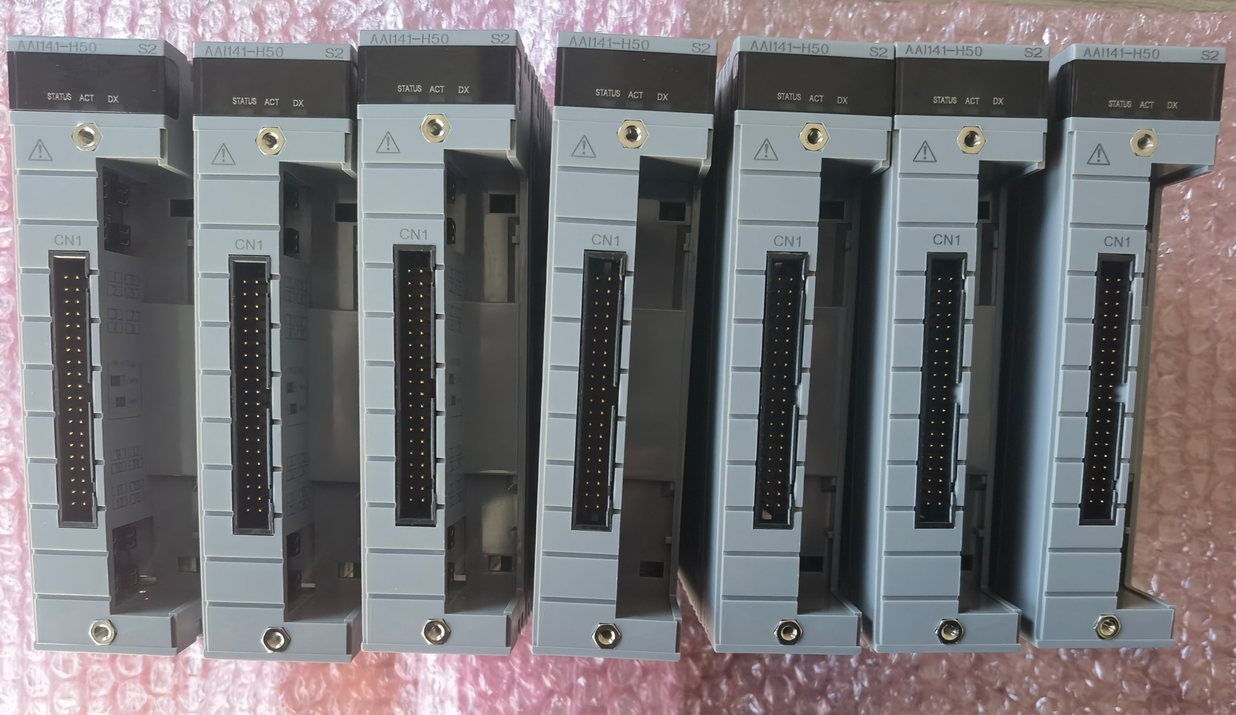 Analog I/O Modules AAI141-S00