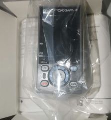 Temperature Controllers UT32A-000-11-00