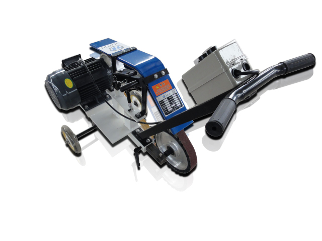 Handheld grinding machine