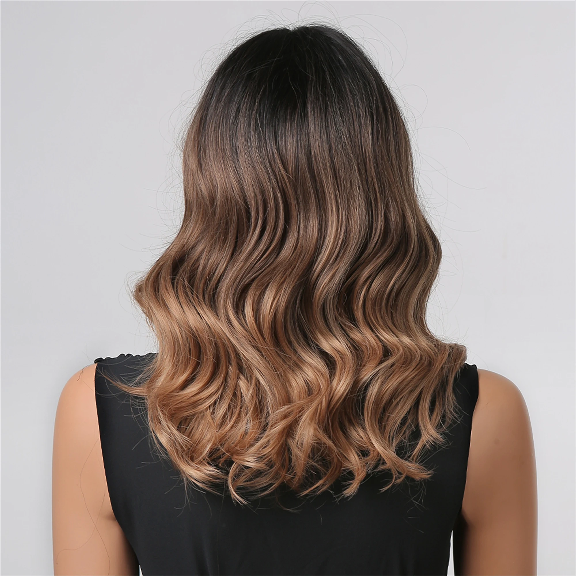 Shoulder Long Black Brown Ombre Wig Synthetic Natural Wave Wigs with Bangs Heat Resistant Daily Party Cosplay Wig for Afro Women