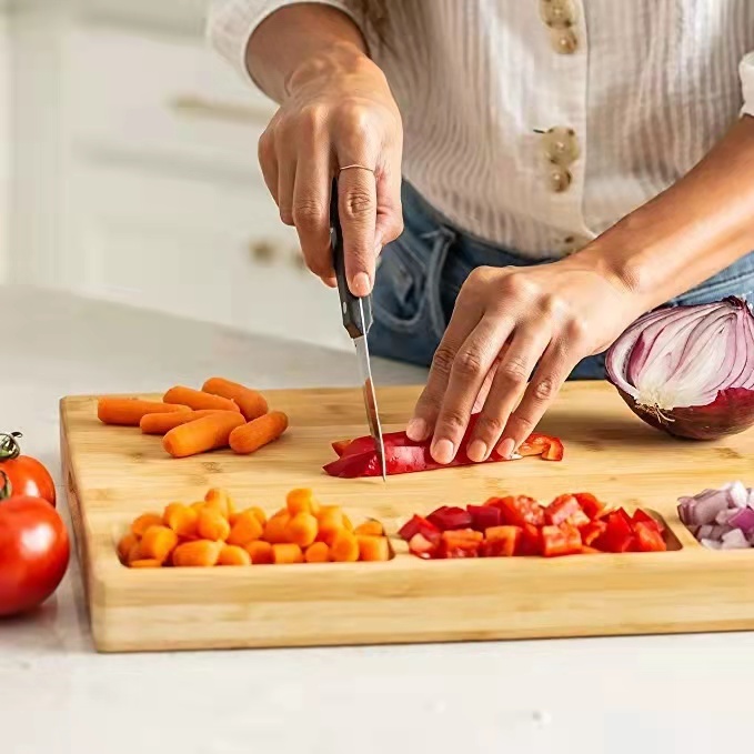 Large Bamboo Chopping Board with Built-In 3 Compartments