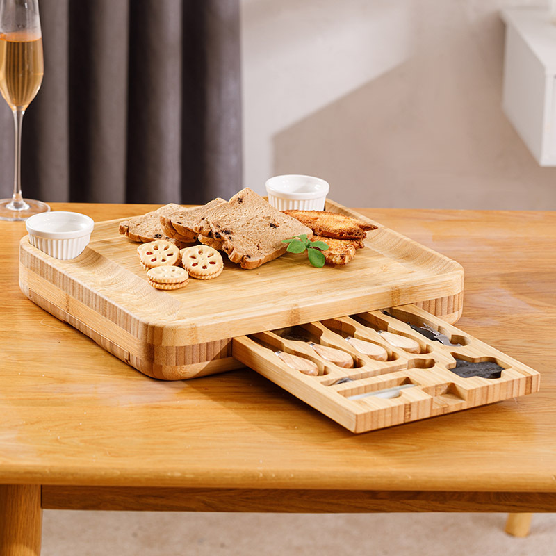 Bamboo Cheese Charcuterie/Serving Board