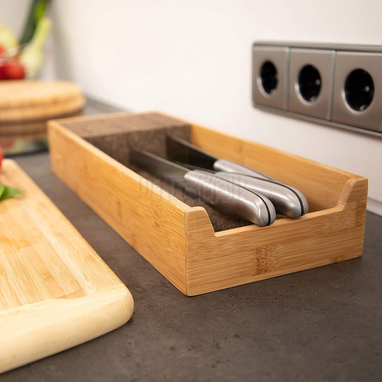 In-drawer Kitchen Knife Storage