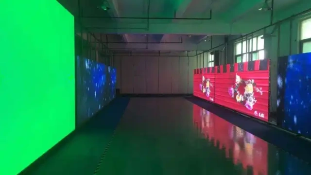 P6 outdoor led screen wholesale P6 waterproof led advertising giant screens factory