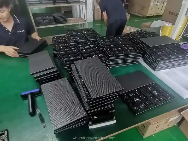 outdoor P4 led display module 220V Front or Back led panel hub75 led module for display