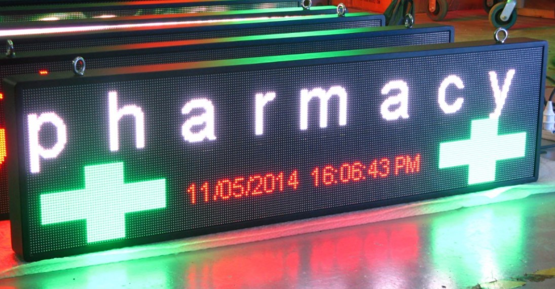 High-Resolution Indoor LED Advertising Display P3 Full Color LED Sign LED Display Message Board for Business  LED Board for Retail and Events