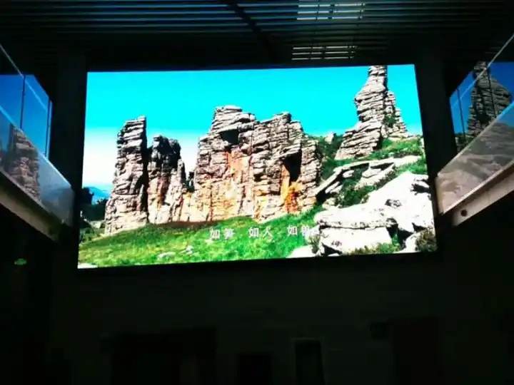 Key attributesCustomizationRatings & ReviewsKnow your supplierProduct descriptions from the supplier P5 outdoor electronic advertising led display screen high brightness led xxx moving screen manufacturer
