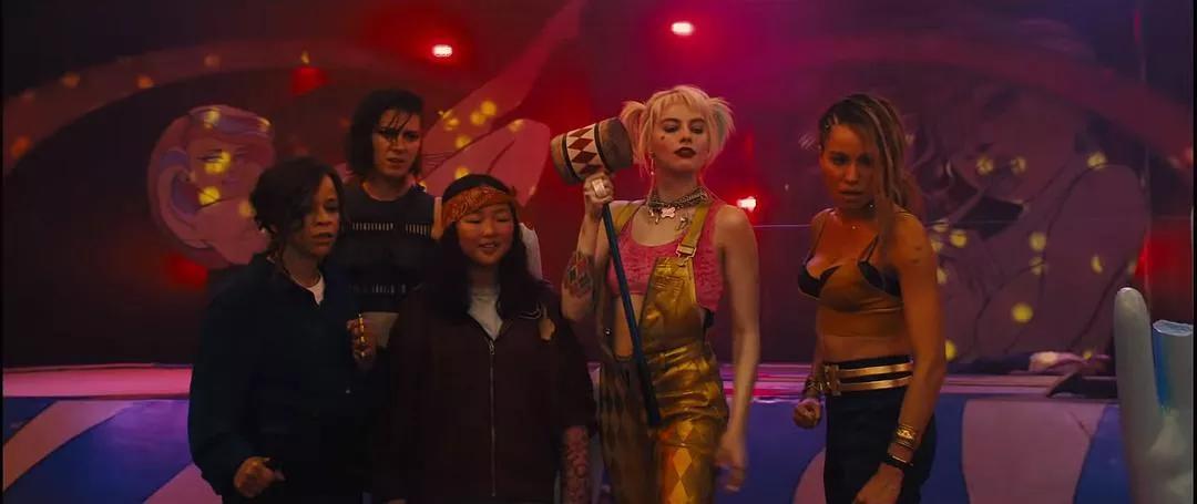 Police detectives. Montieya, Black Canary Dina Reims, Huntress Helena Bertine, Batgirl Cassandra Cain and others.