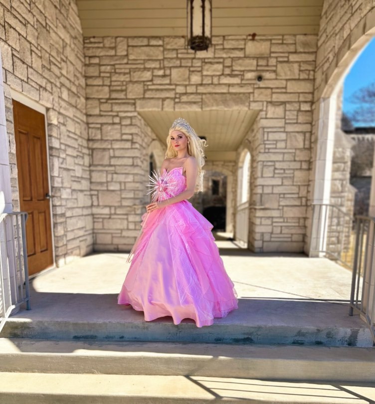 Wicked 2024 Glinda Cosplay Costume Glynda Upland Dress Pink Takerlama