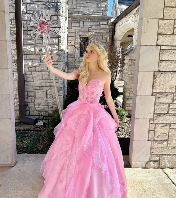 Wicked 2024 Glinda Cosplay Costume Glynda Upland Dress Earings Clown Pink  Takerlama