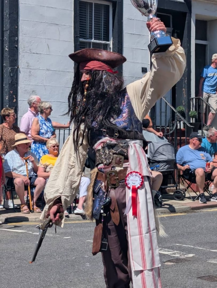 Captain Jack Sparrow Pirates of the Caribbean Halloween Cosplay Costume with Hat Wig Top Level In Stock Takerlama