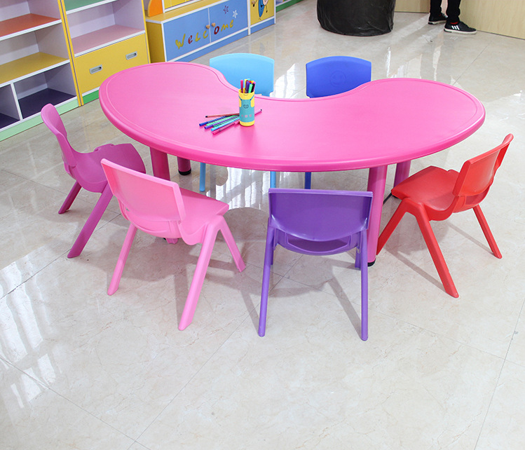 Plastic Kids Table And Chair Set
