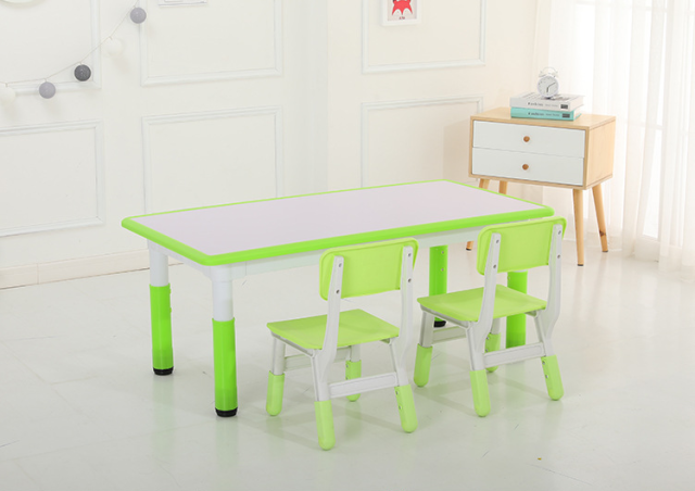 Kindergarten learning game table and chairs